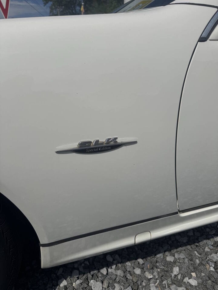 2004 Mercedes-Benz SLK-Class
