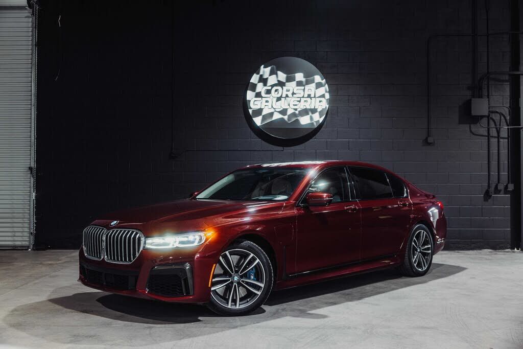 2020 BMW 745e