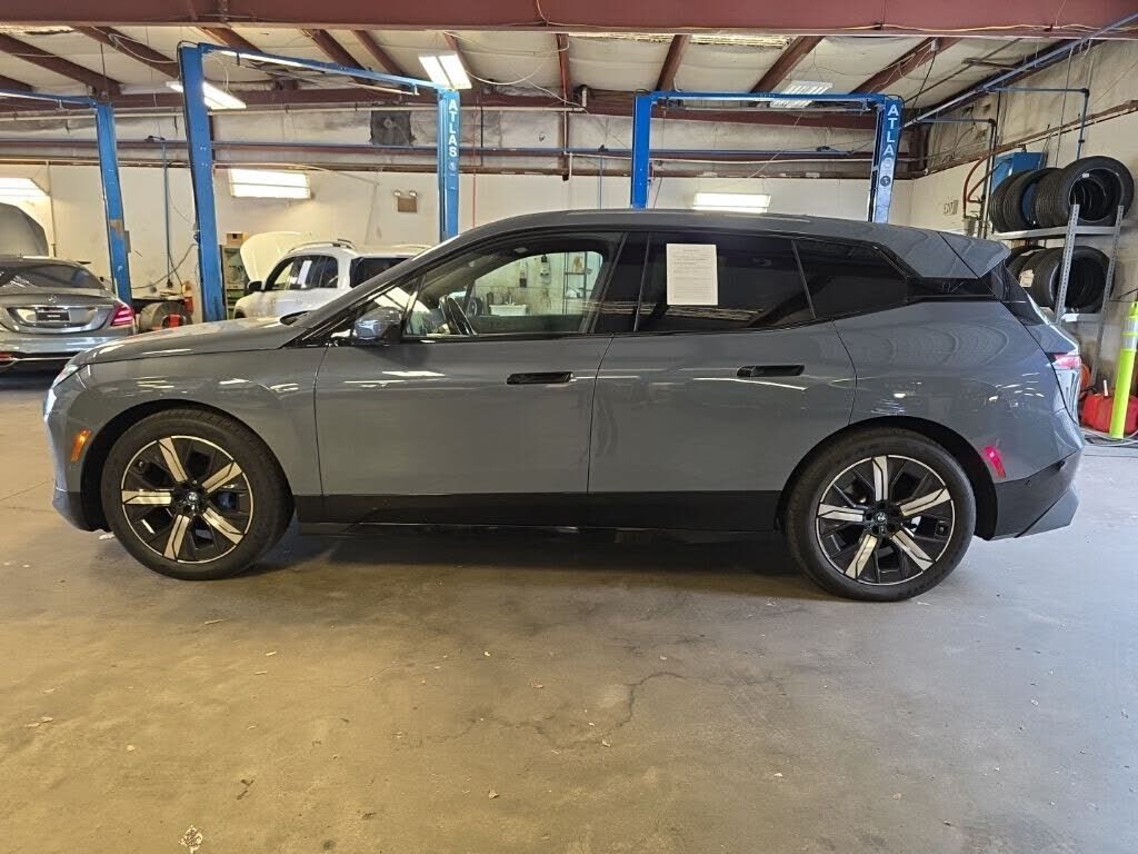 2023 BMW iX