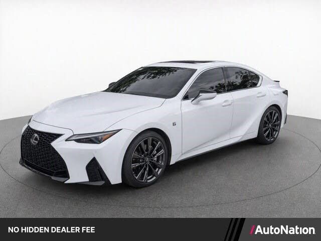 2022 LEXUS IS