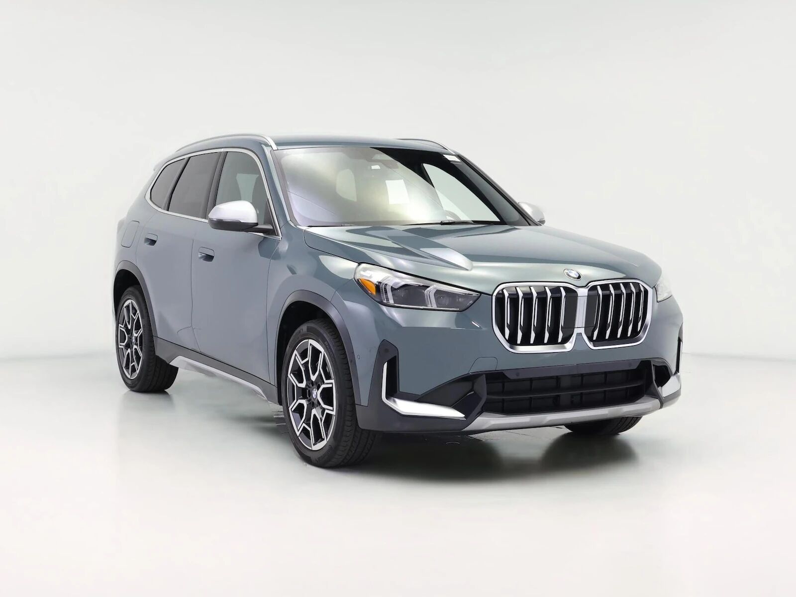 2023 BMW X1