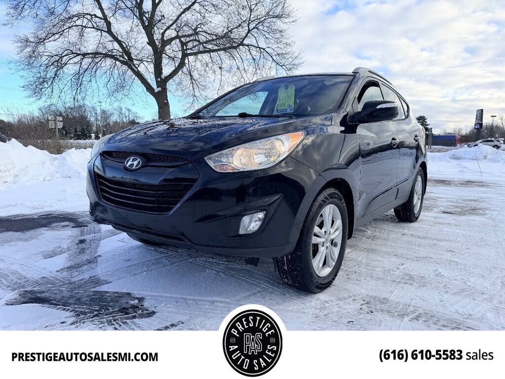 2013 HYUNDAI Tucson