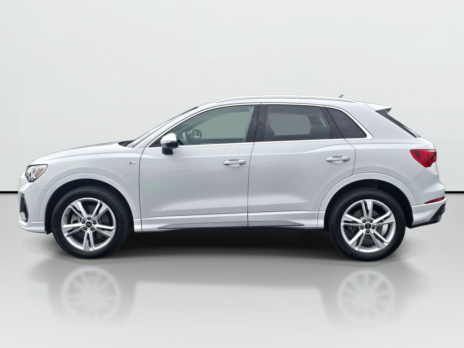 2023 Audi Q3
