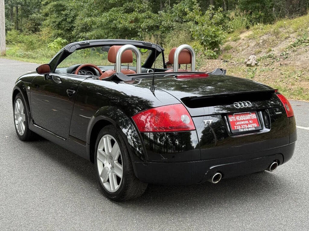2004 Audi TT