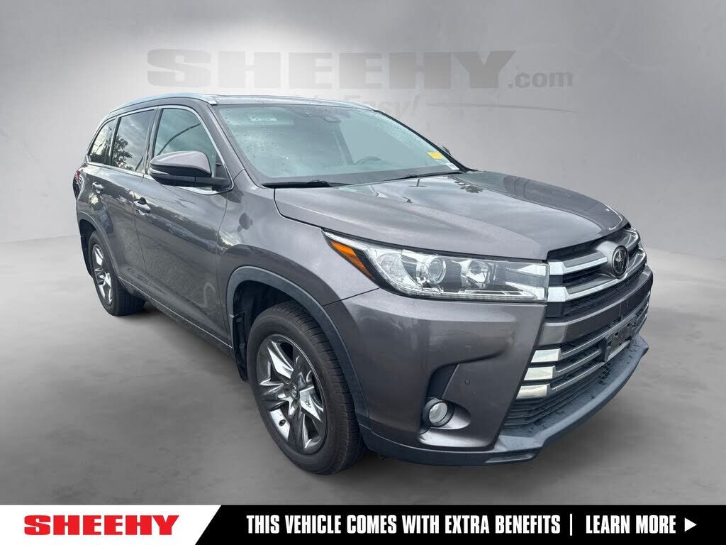 2017 TOYOTA Highlander
