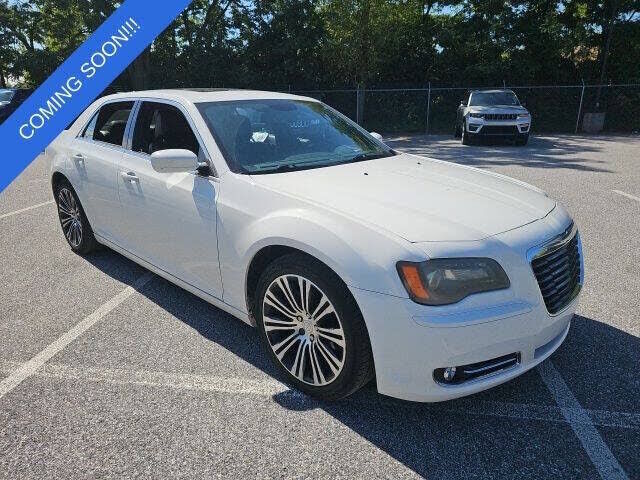 2013 CHRYSLER 300