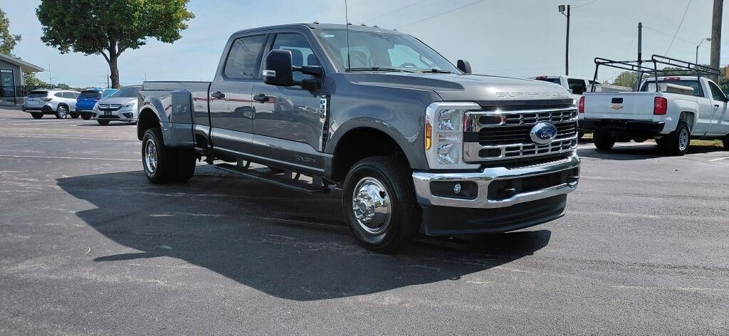 2025 FORD F-350