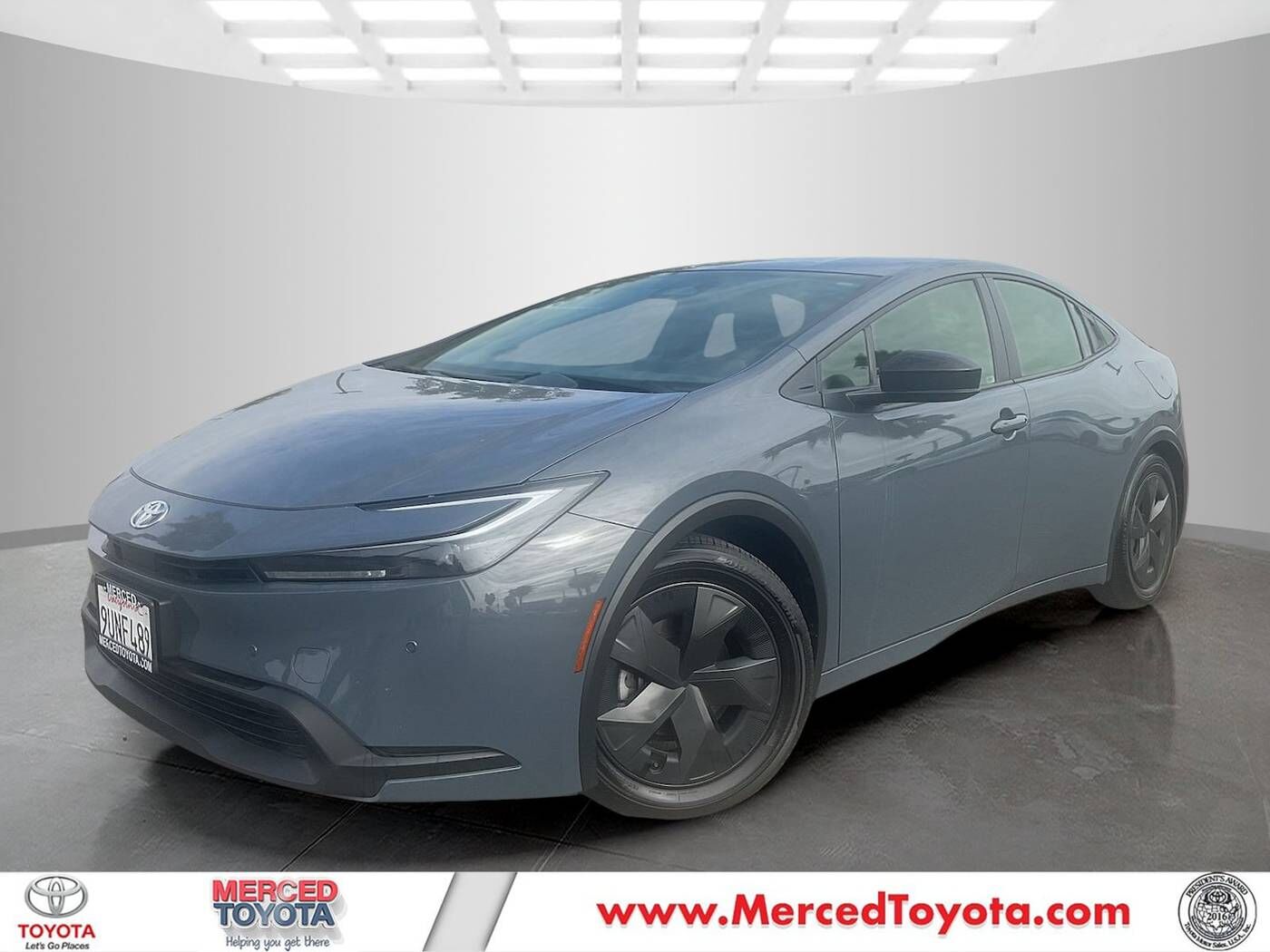 2025 TOYOTA PRIUS