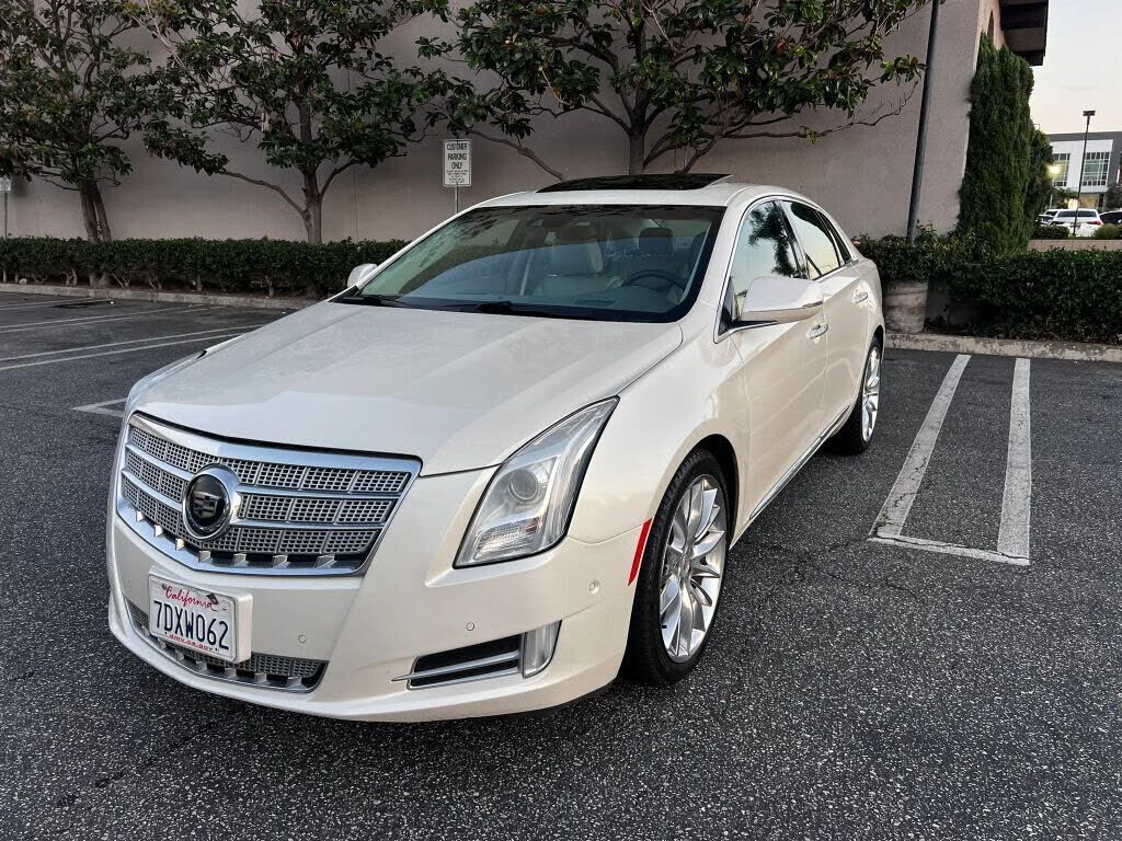 2014 CADILLAC XTS