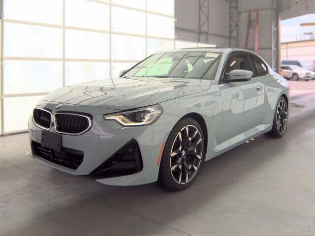 2025 BMW 230i