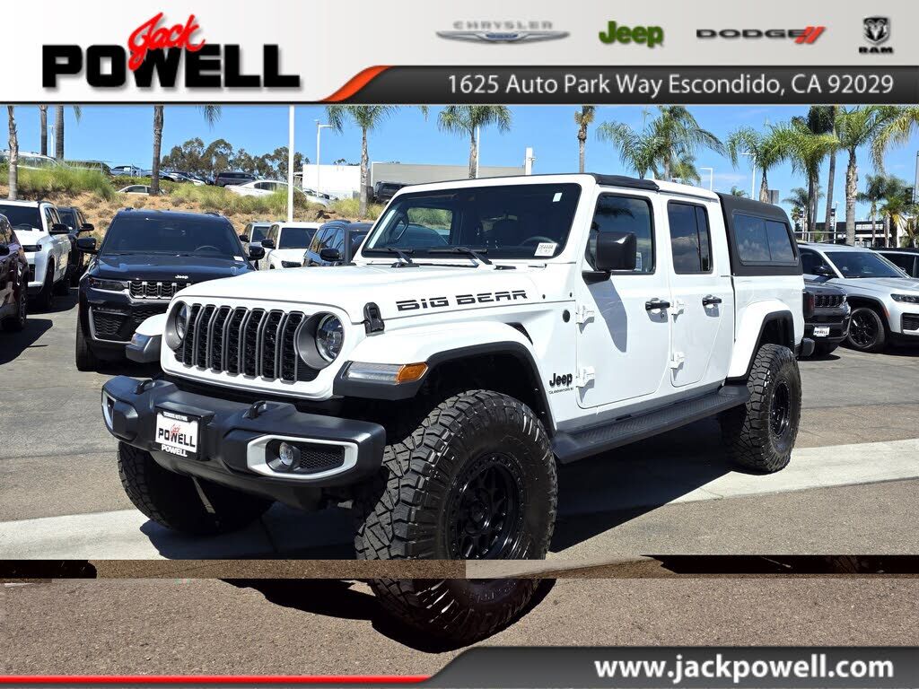 2025 JEEP Gladiator