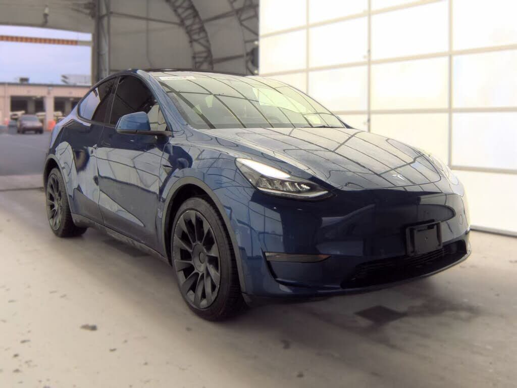2021 TESLA Model Y