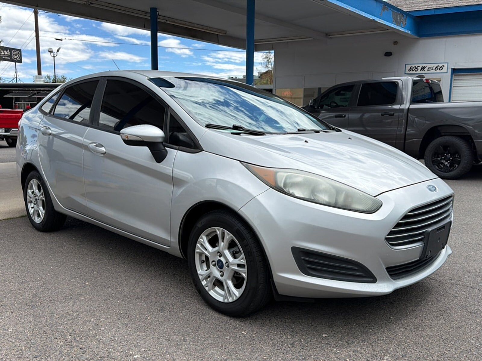 2014 FORD Fiesta