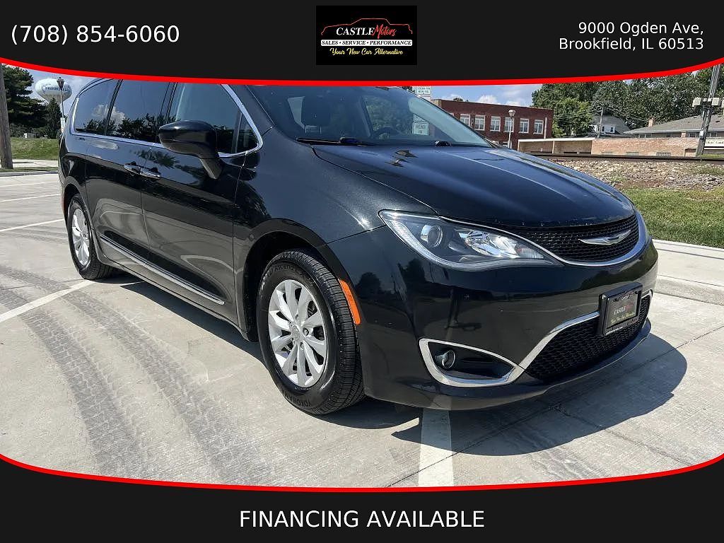 2017 CHRYSLER Pacifica