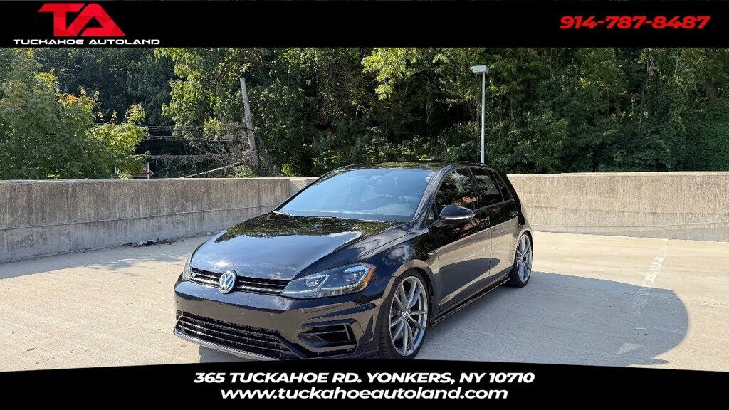 2018 VOLKSWAGEN Golf R