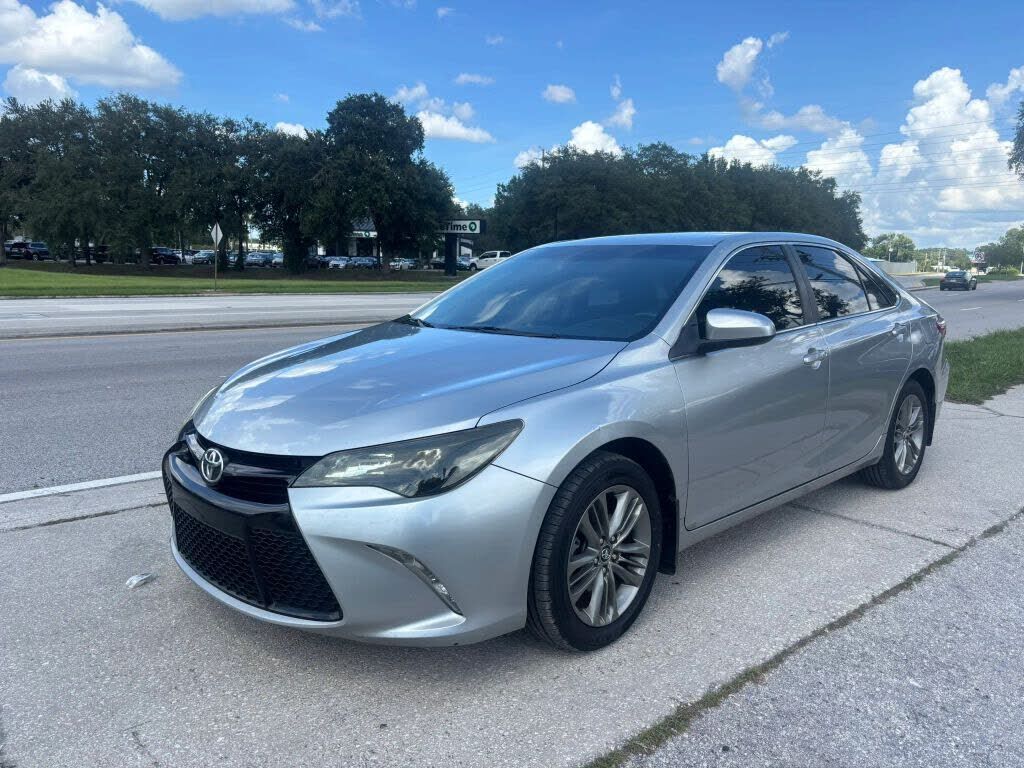 2017 TOYOTA Camry