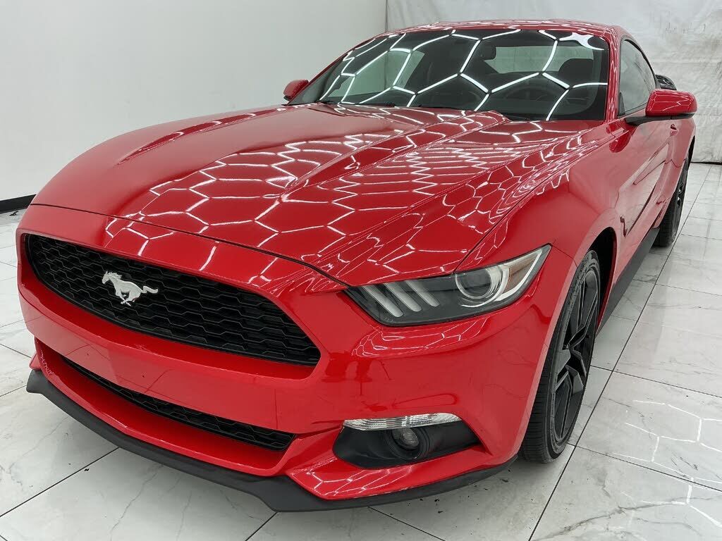 2015 FORD Mustang