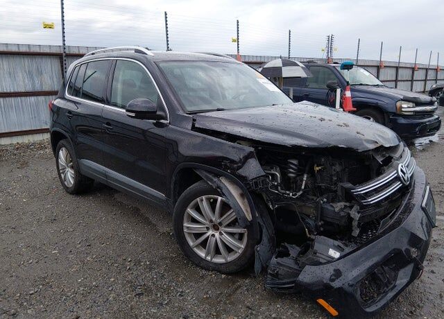 2013 VOLKSWAGEN Tiguan