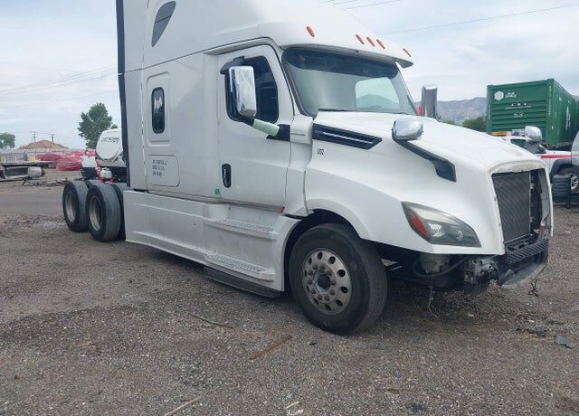 2020 FREIGHTLINER New Cascadia 126" Sleepercab