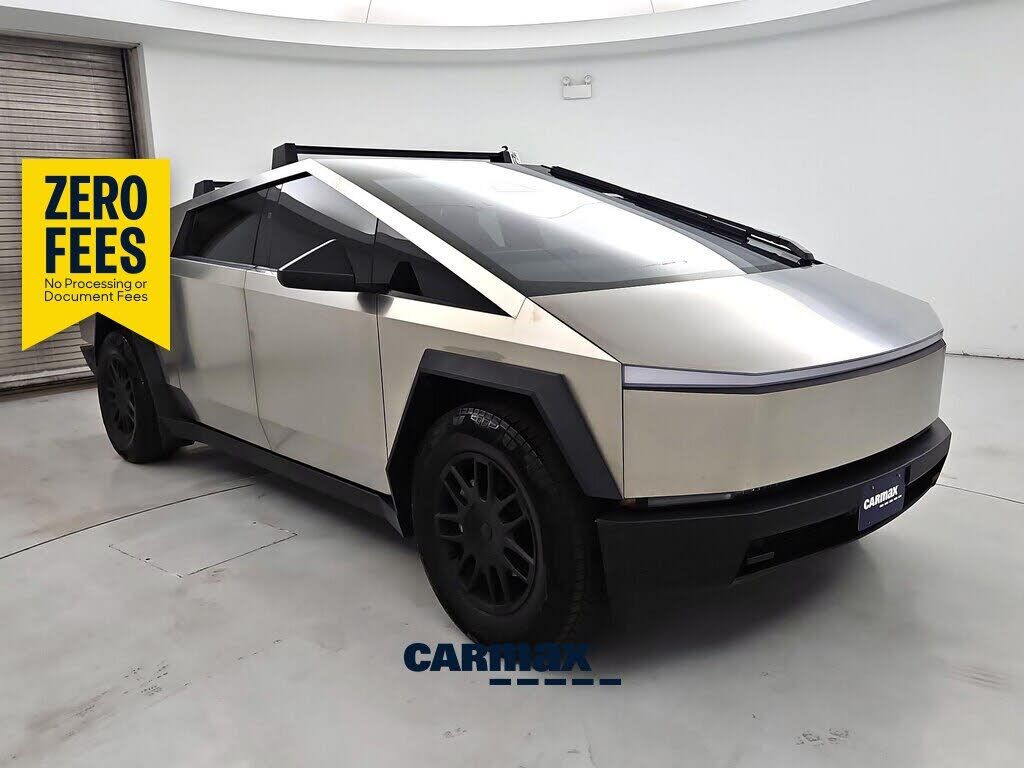 2024 TESLA Cybertruck