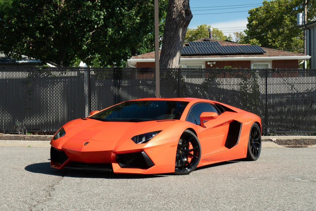 2015 LAMBORGHINI Aventador