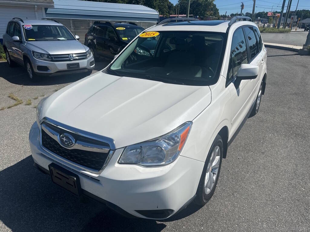 2015 SUBARU Forester
