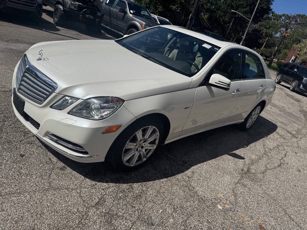 2012 MERCEDES-BENZ E-Class