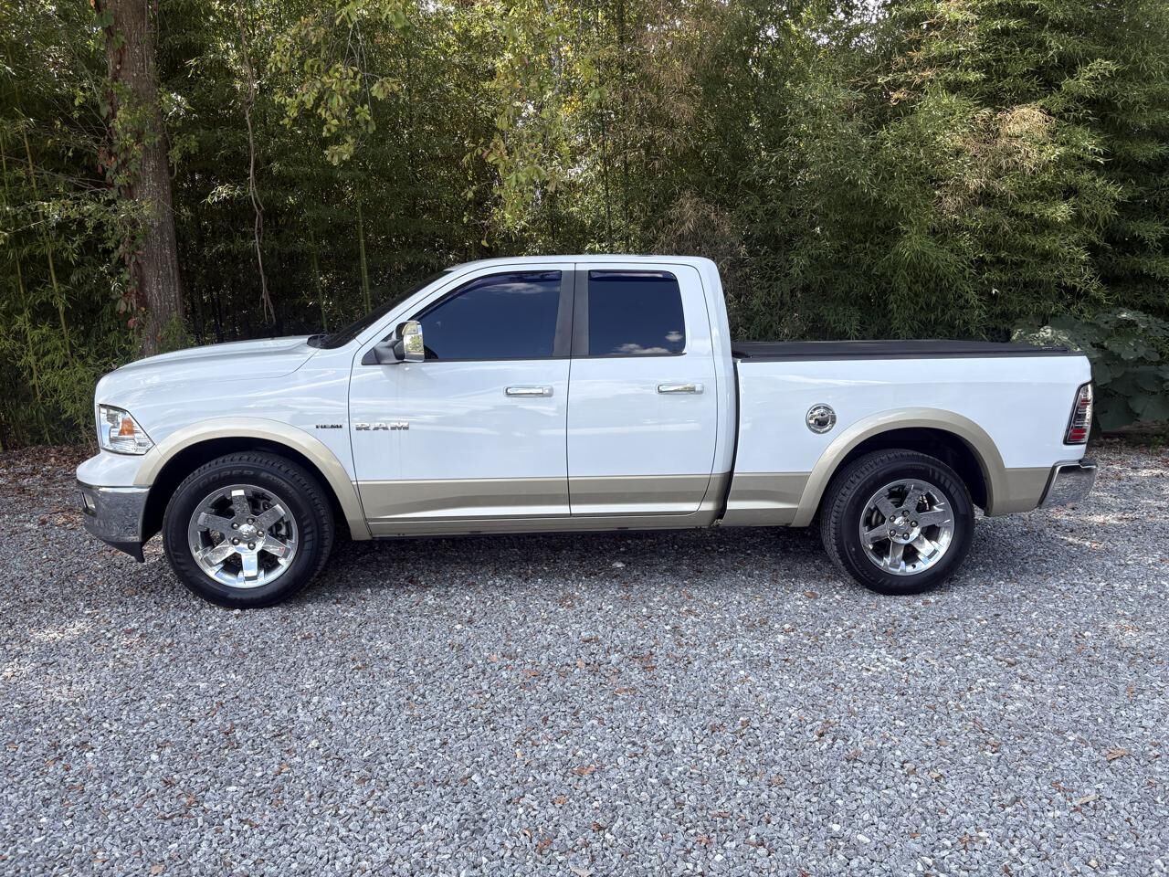 2011 DODGE Ram