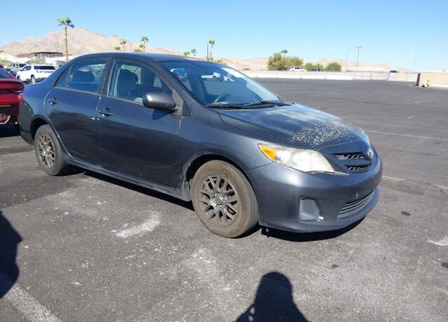 2011 TOYOTA Corolla