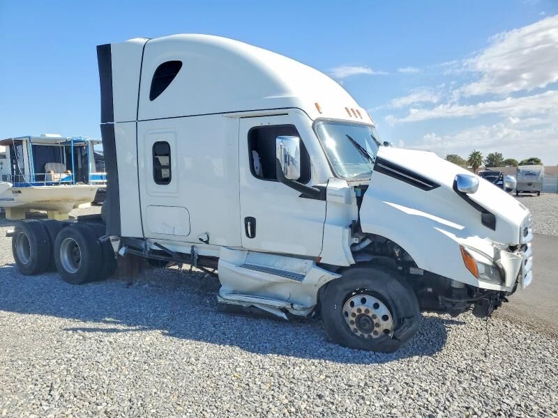 2024 FREIGHTLINER Cascadia