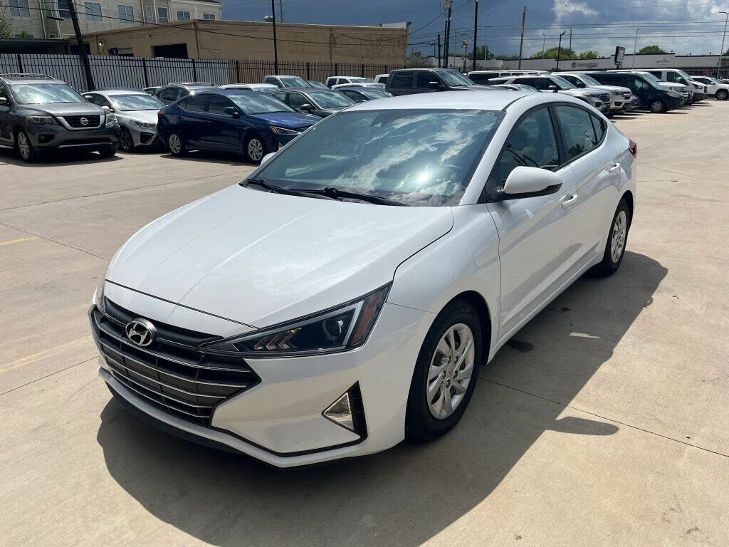 2020 HYUNDAI Elantra