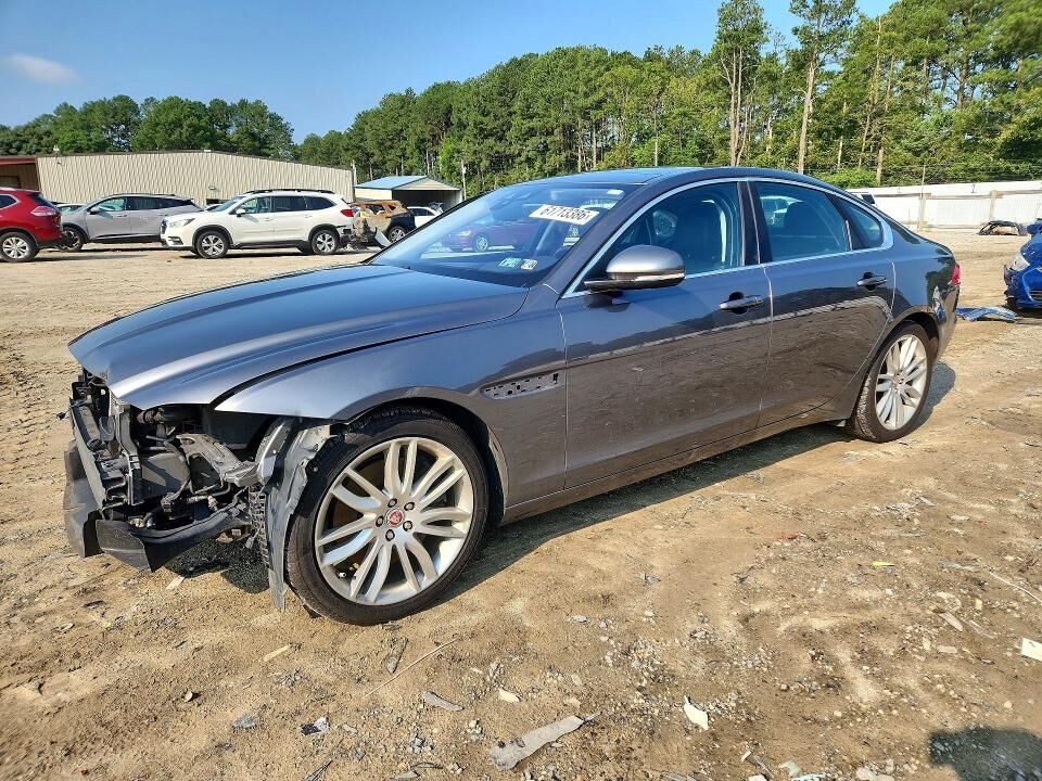 2017 JAGUAR XF