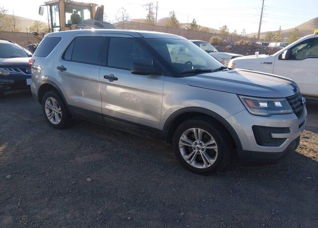 2017 FORD Explorer