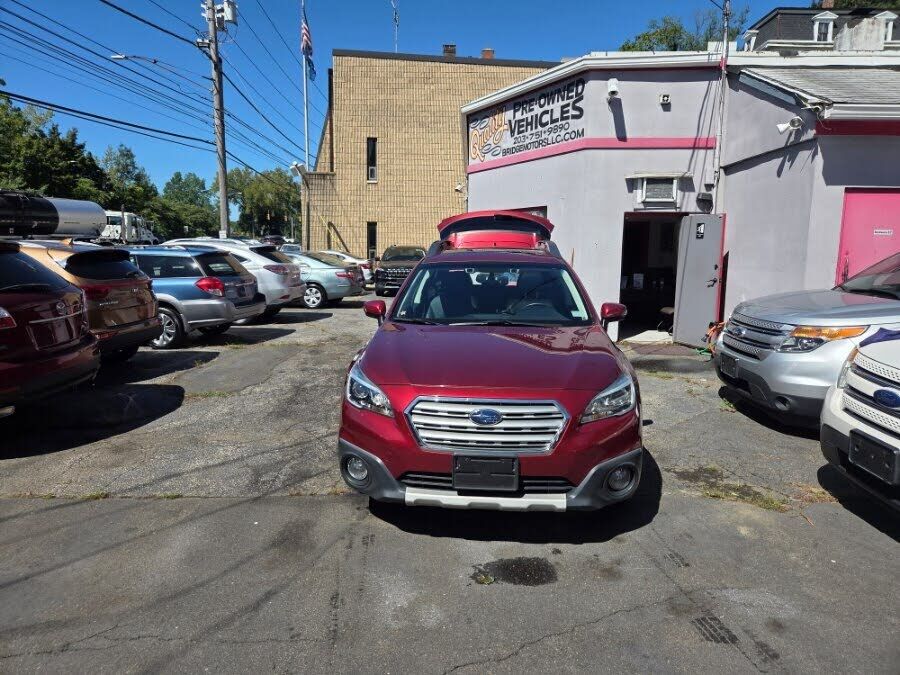 2016 SUBARU Outback