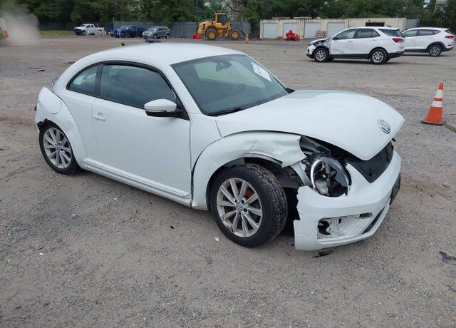 2018 VOLKSWAGEN Beetle