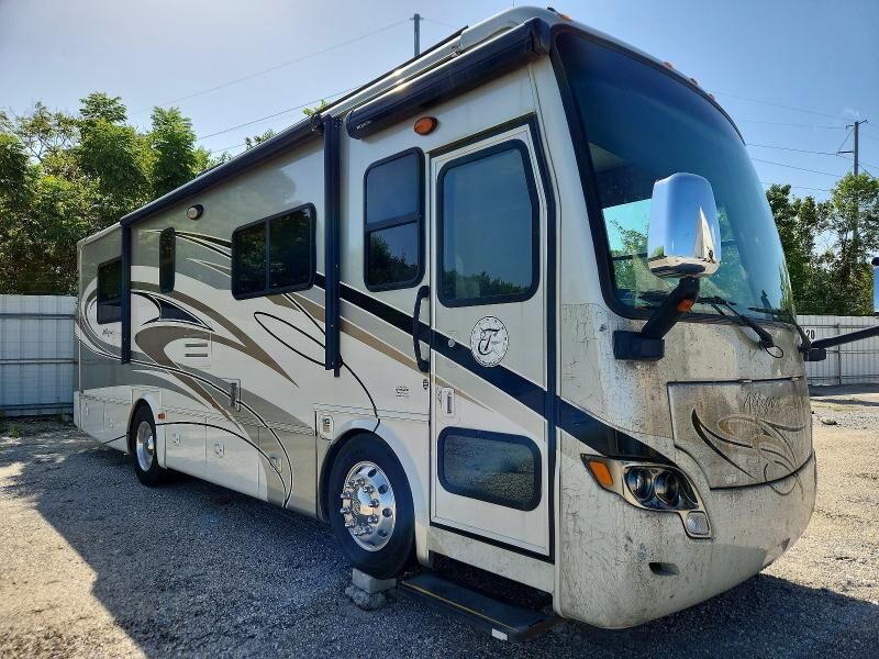 2011 TIFFIN MOTORHOMES INC Breeze