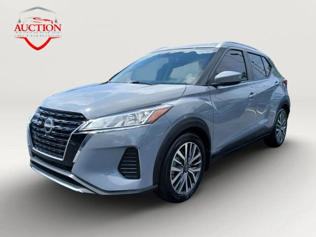 2022 NISSAN Kicks