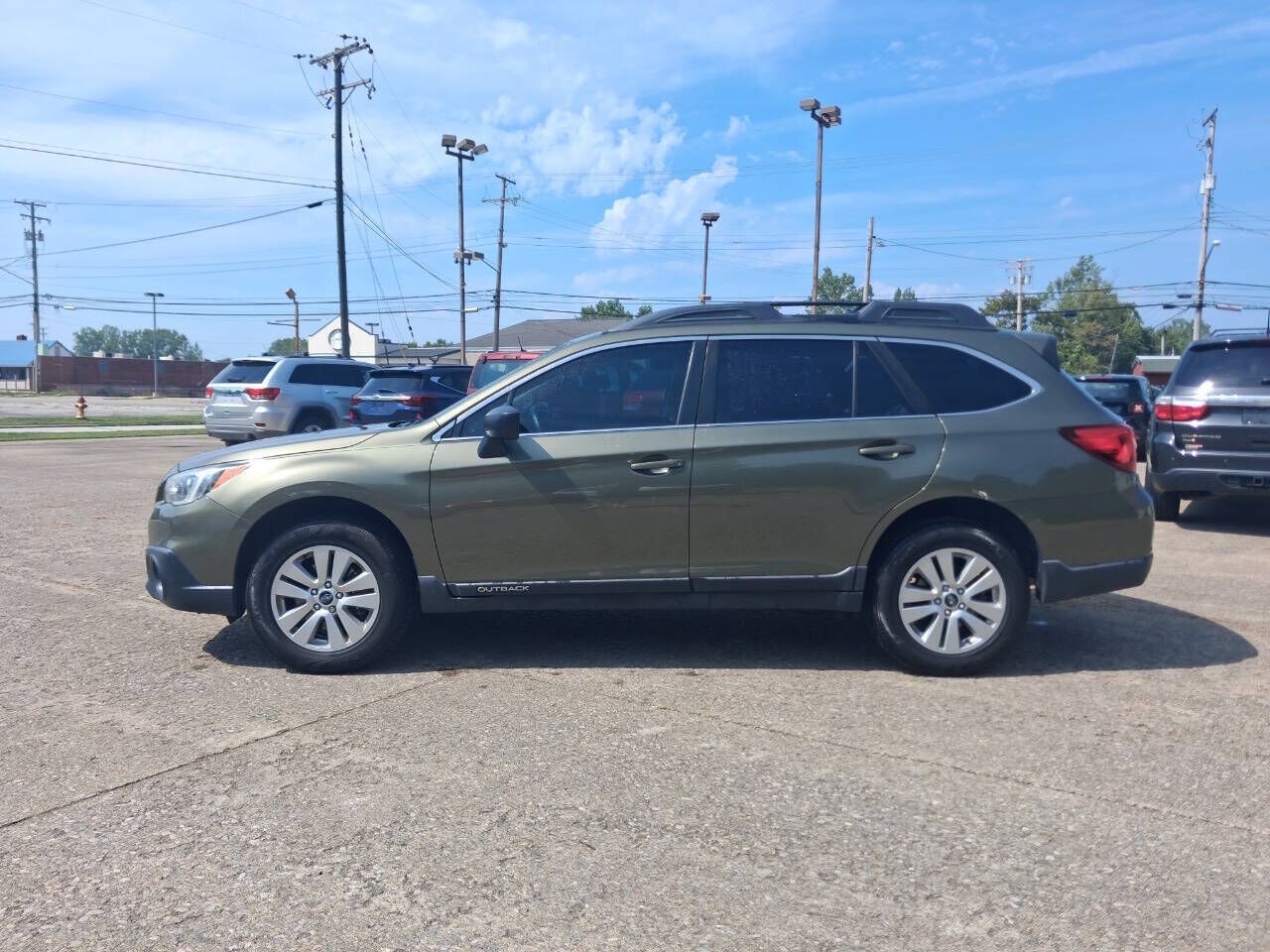 2017 SUBARU Outback