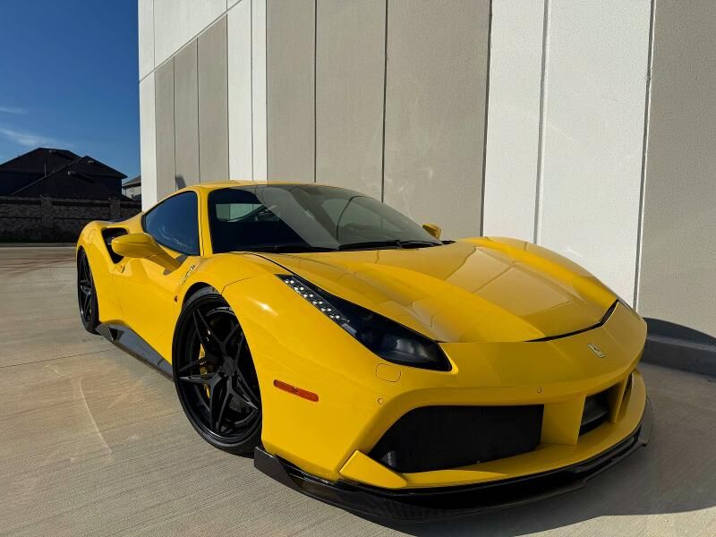 2017 FERRARI 488 GTB