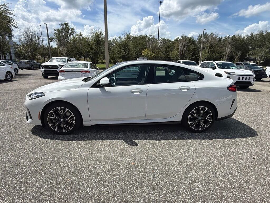 2025 BMW 228i