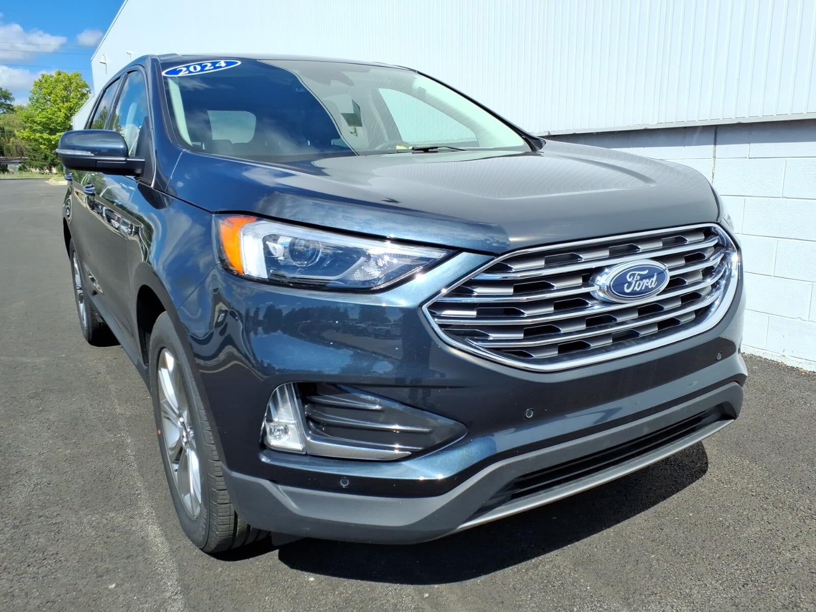 2024 FORD Edge