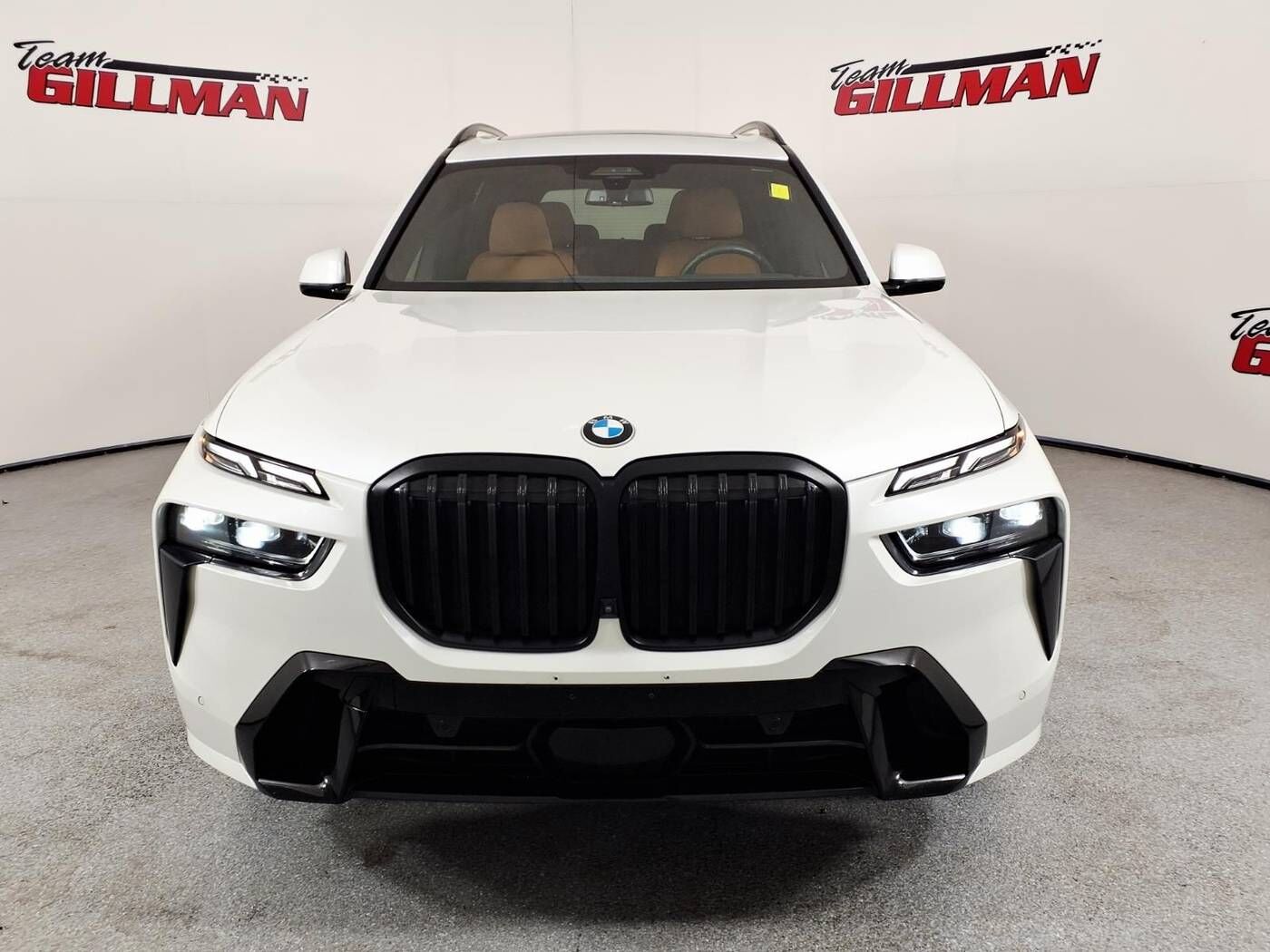 2025 BMW X7