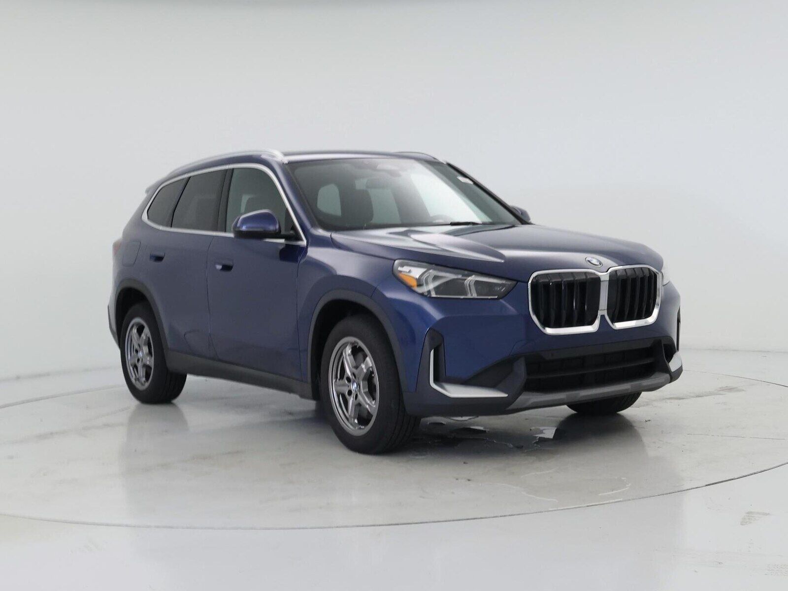2023 BMW X1