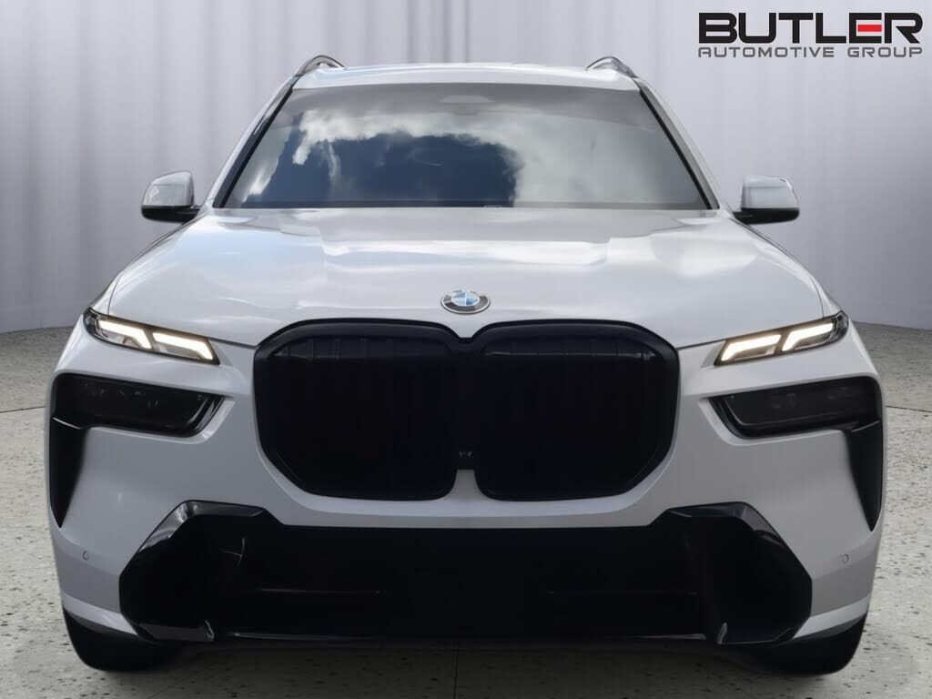 2025 BMW X7