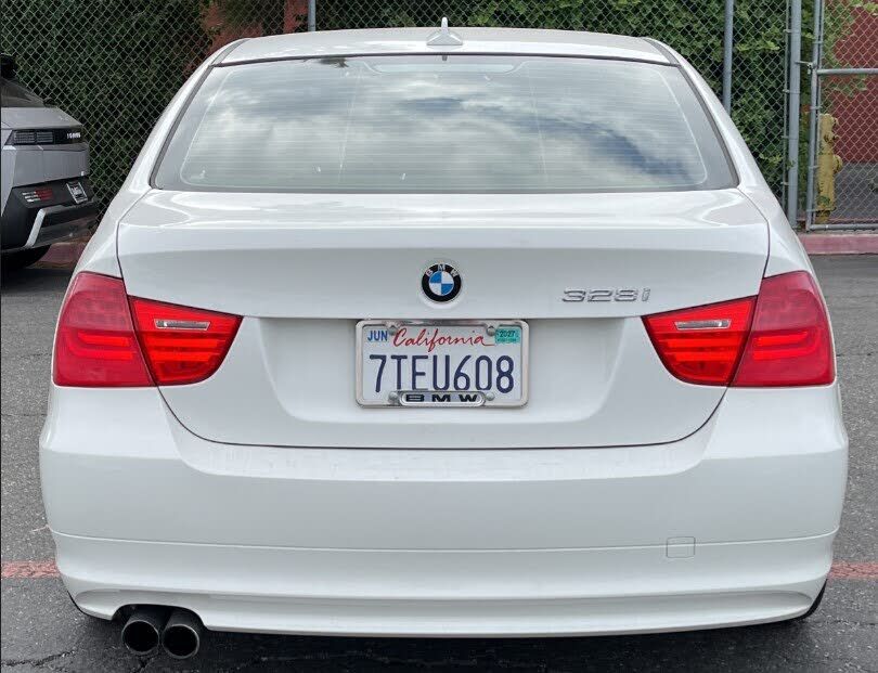2011 BMW 328i
