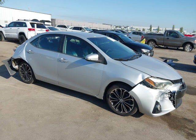 2015 TOYOTA Corolla