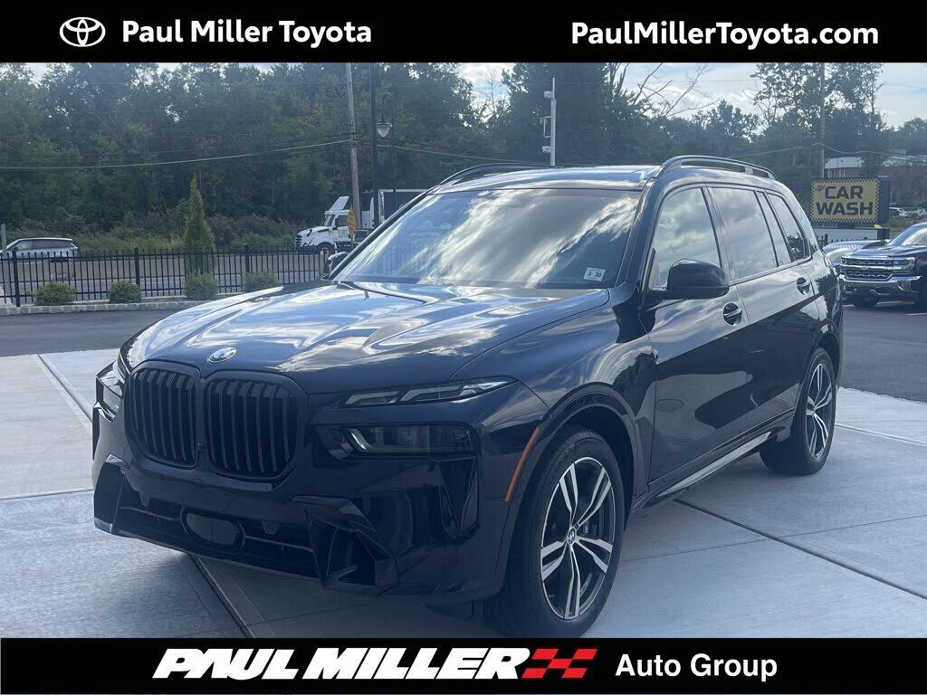 2025 BMW X7