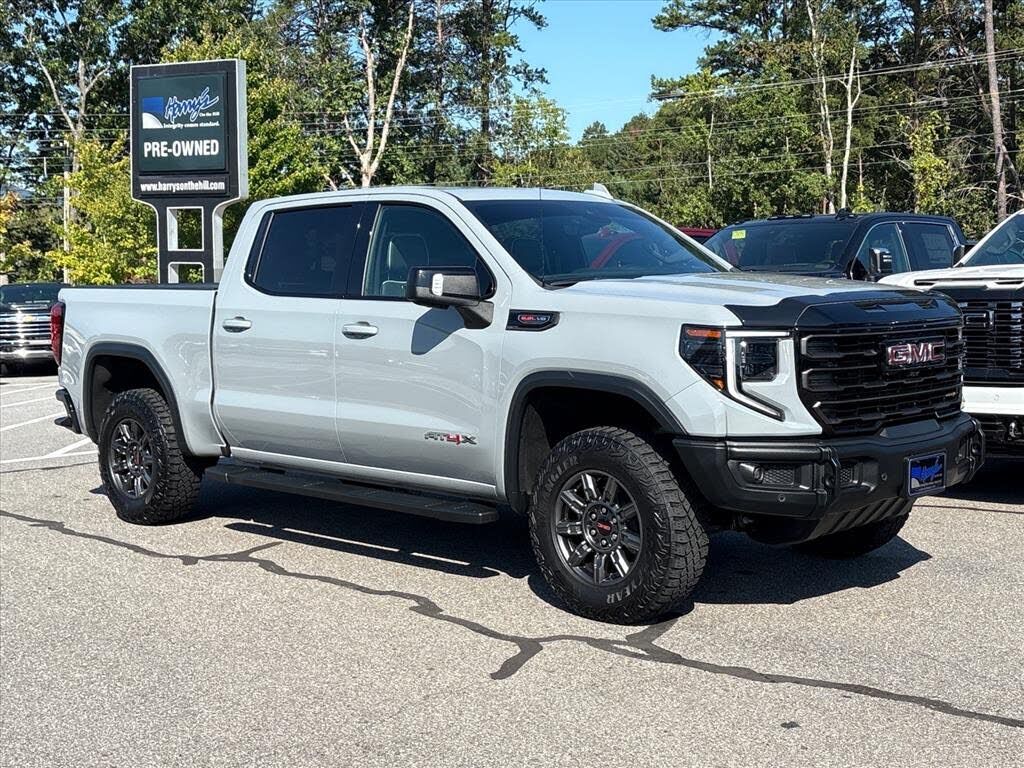 2024 GMC Sierra