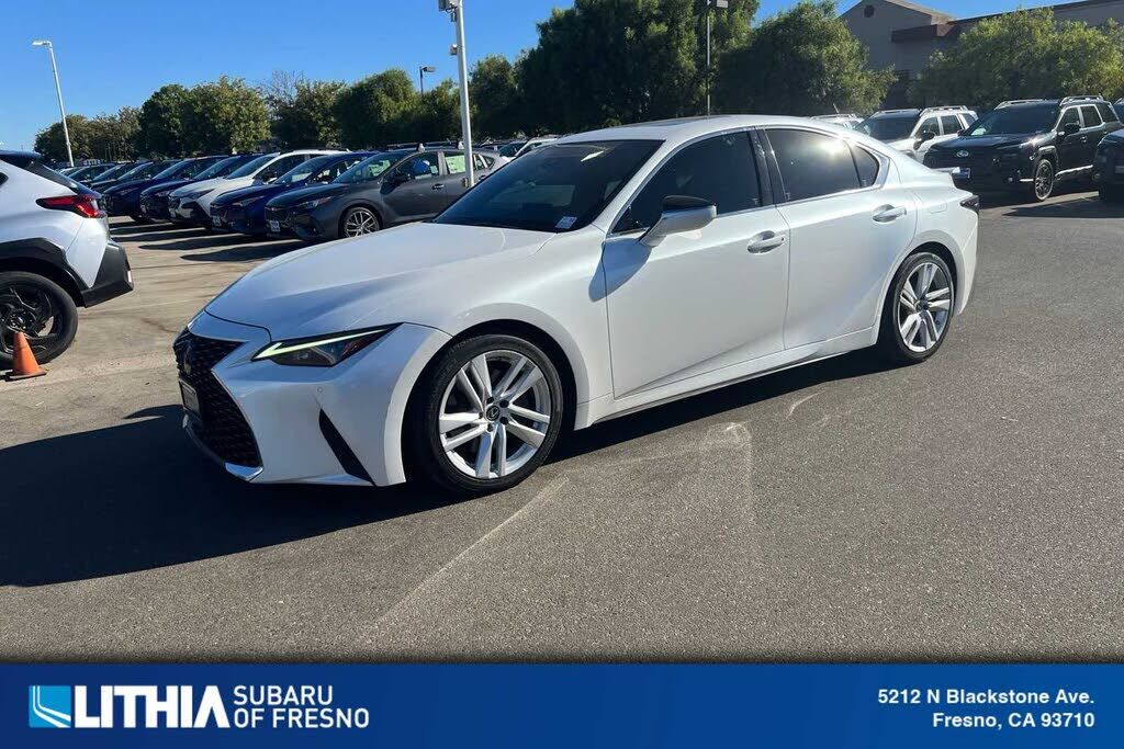 2021 LEXUS IS