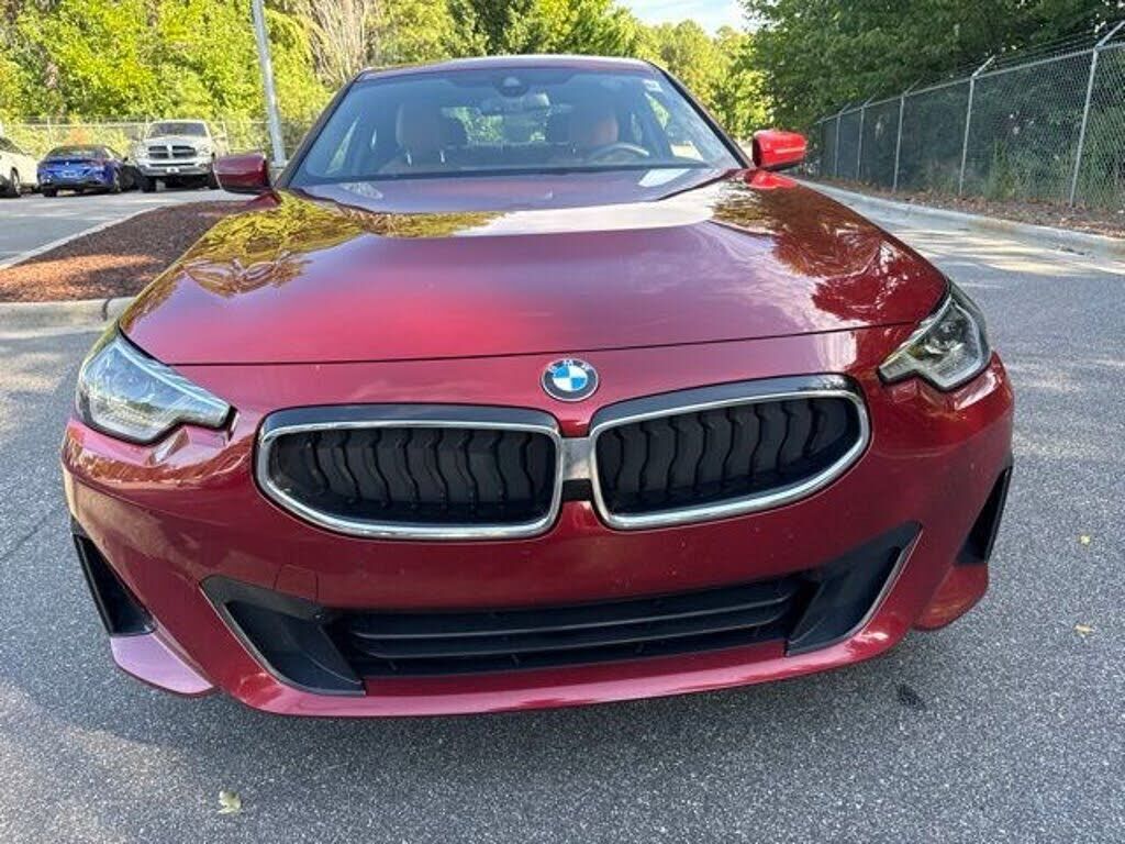 2025 BMW 230i